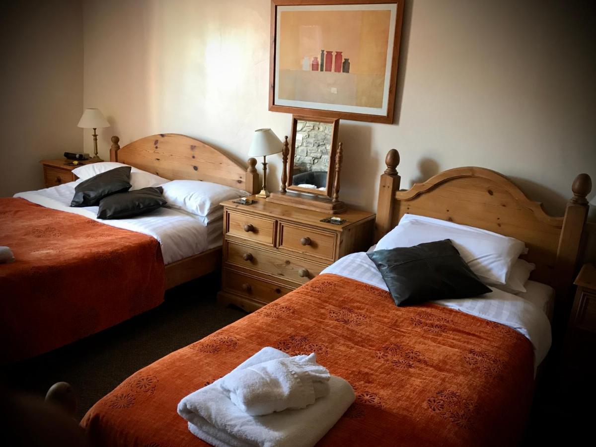 The White Horse Inn, Clun Екстер'єр фото