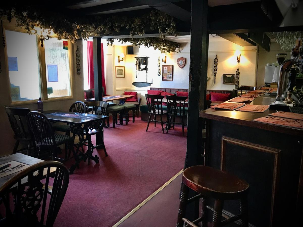 The White Horse Inn, Clun Екстер'єр фото