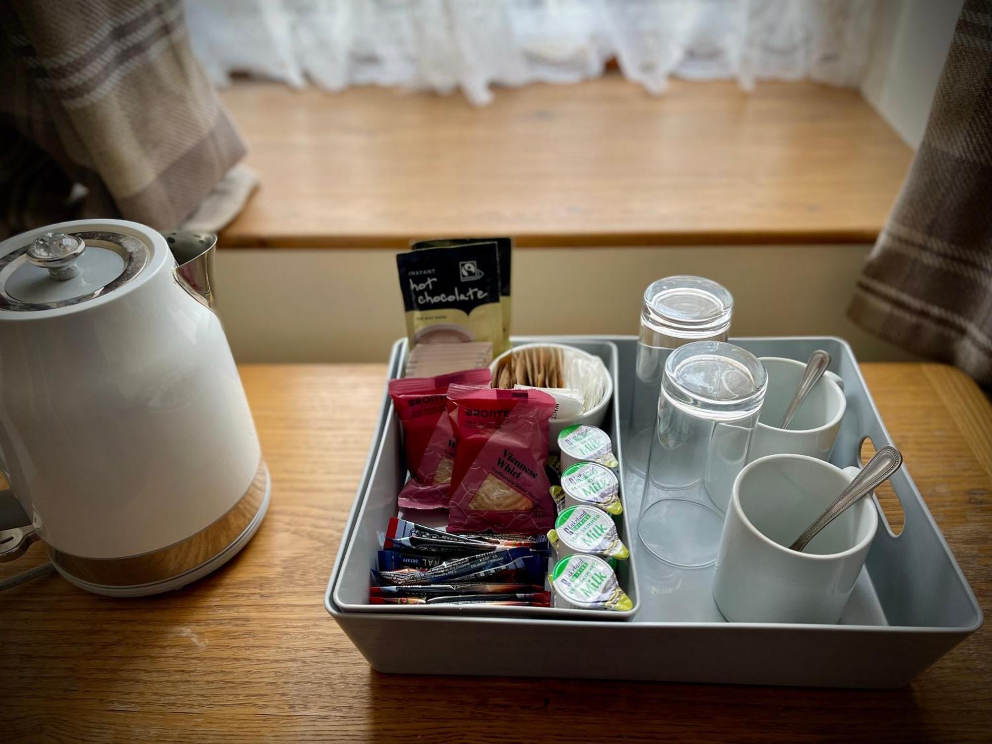 The White Horse Inn, Clun Екстер'єр фото